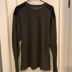 Men’s Kuhl long sleeve T shirt. Size XXL